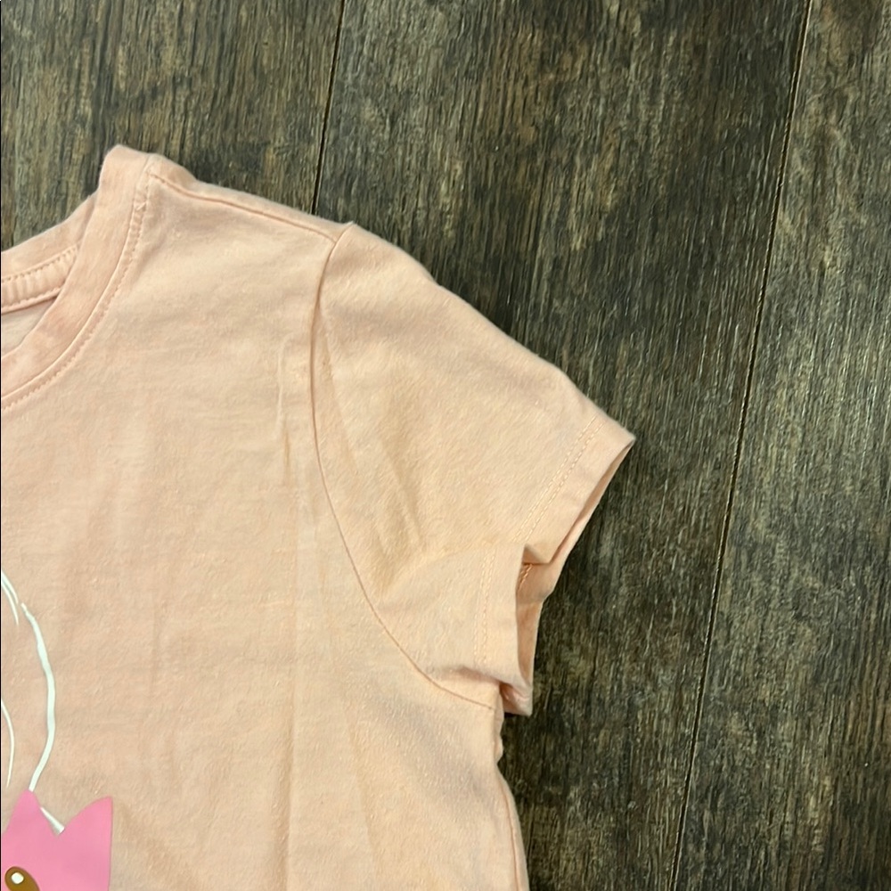 Light Pink Short Sleeve Tee with Bunny Graphic - Picture 4 of 6
